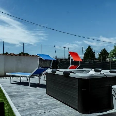 Appartement Kibilu - Tabor Garden Retreat Jacuzzi Esterna Vicino Al Maggiore Golasecca